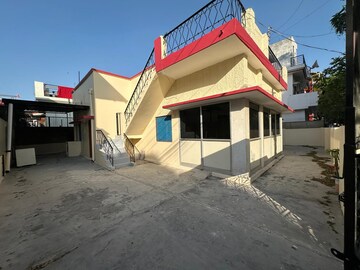 2 BHK Independent House – Exterior View View at Subhash Road - for Rent