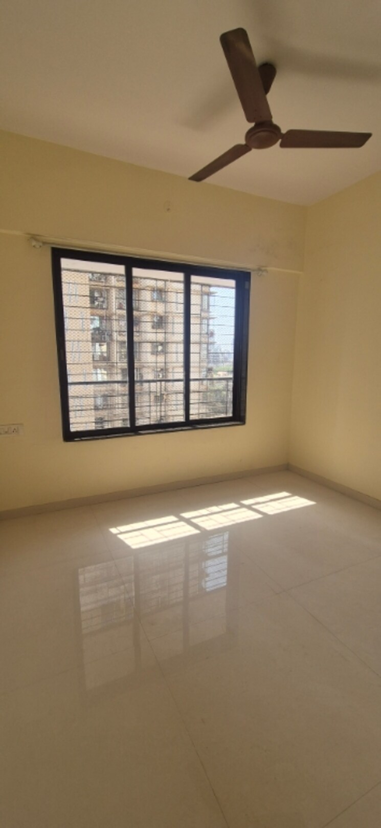 Room, kaydee-solitaire 1 Bedroom 355 Sq.Ft. Apartment In Malad East Mumbai 8505555