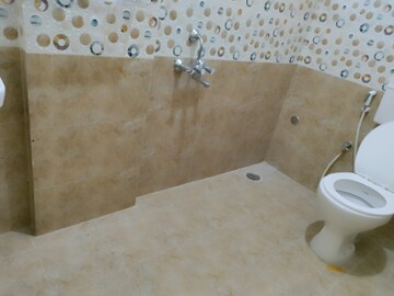 Furnished Amenities in 2 BHK Builder Floor at Hsr Layout – for Rent