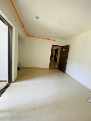 Room in 1.5 BHK Apartment at Runwal My City, Dombivli East – for Sale