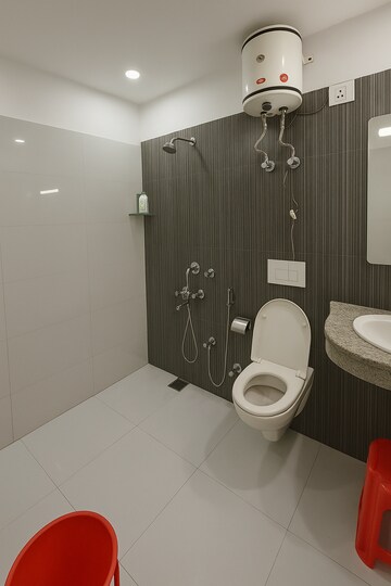 Bathroom in 5 BHK Apartment at Vasant Kunj – for Sale