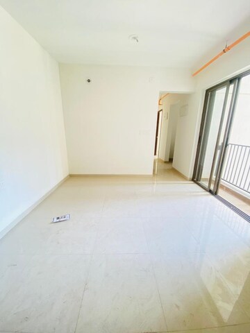 Room in 1.5 BHK Apartment at Runwal My City, Dombivli East – for Rent
