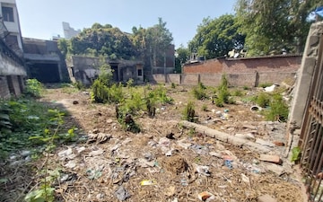 Plot For Sale in Jaipuria Plaza, Sector 26