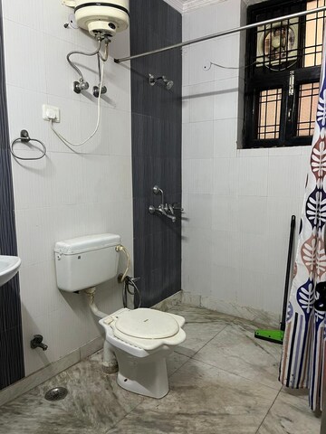 Bathroom in 3 BHK Builder Floor at Kohli One Malibu Town, Sector 47 – for Rent