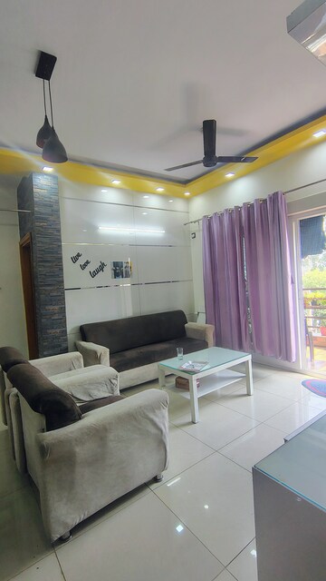 Living Room in 3 BHK Builder Floor at Hong Kong Bazaar, Sector 57 – for Rent