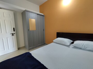 Bedroom in 2 BHK Apartment at Mahadevpura – for Rent