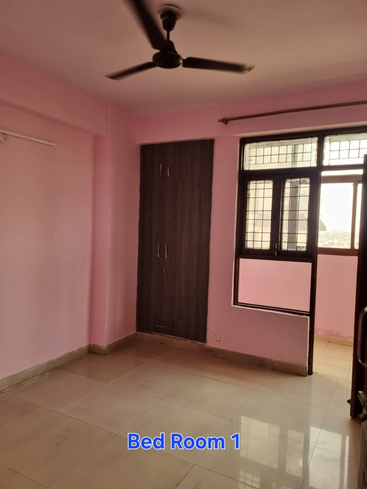 Room, viddhi-tower 2.5 Bedroom 1100 Sq.Ft. Apartment In Mahagunpuram Ghaziabad 8506139