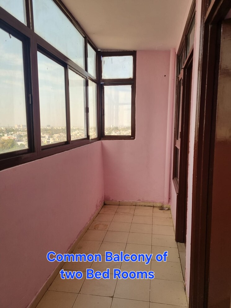 Room, viddhi-tower 2.5 Bedroom 1100 Sq.Ft. Apartment In Mahagunpuram Ghaziabad 8506139