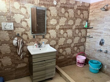 Bathroom in 3 BHK Independent House at Ashirwad Enclave – for Rent