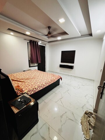 Bedroom in 3.5 BHK Builder Floor at RWA Residential Society Sector 46, Sector 46 – for Rent
