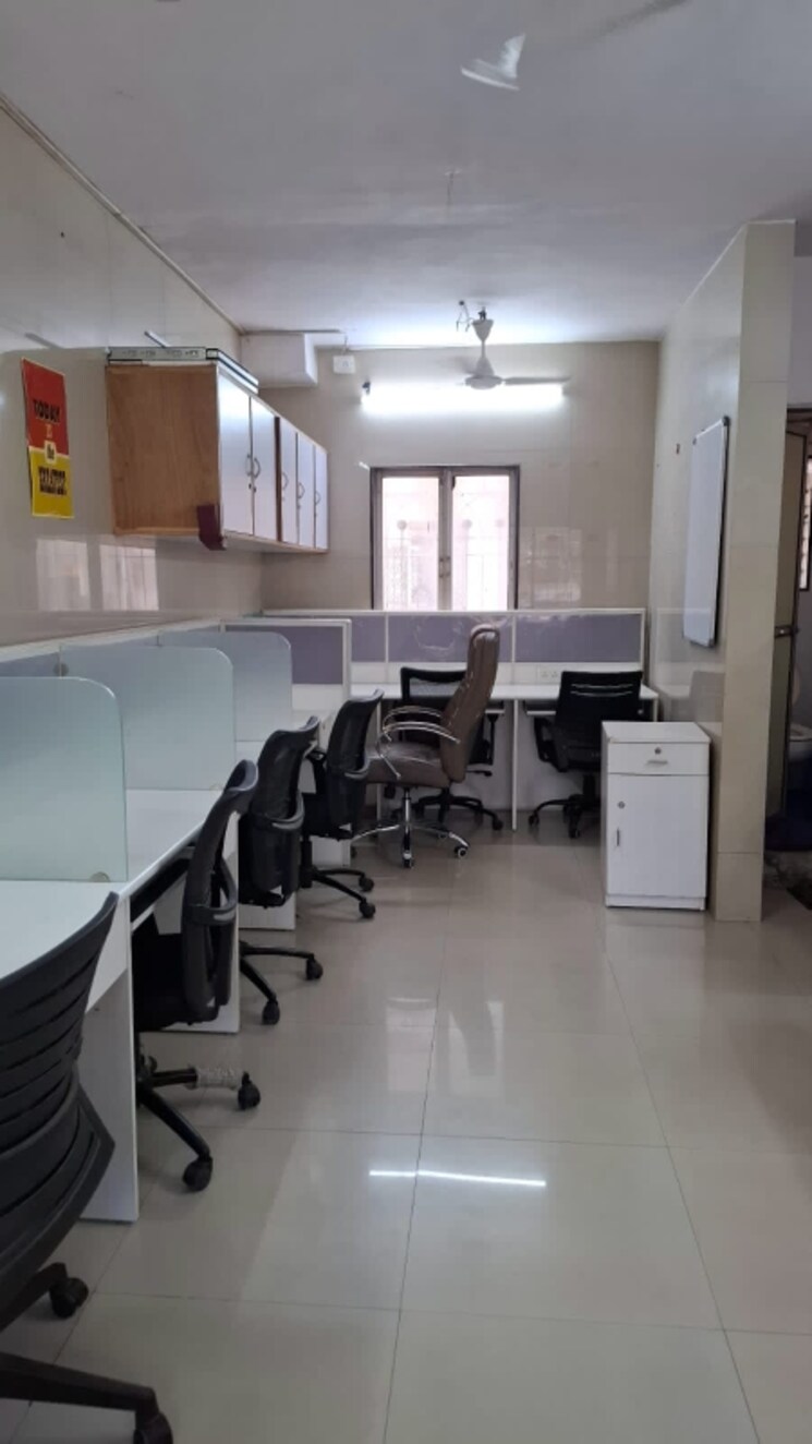 Team Area, andheri west Commercial Office Space 425 Sq.Ft. In Andheri West Mumbai 8506294