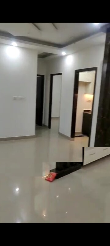 Building Lobby in 3.5 BHK Apartment at Patel Neotown, Tech Zone 4 Greater Noida – for Rent