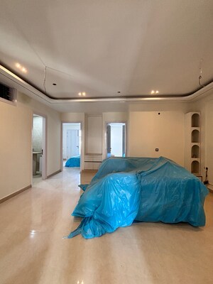 Bedroom in 3 BHK Builder Floor at Sector 85 – for Sale