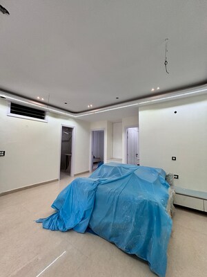 Bedroom in 3 BHK Builder Floor at Sector 85 – for Sale