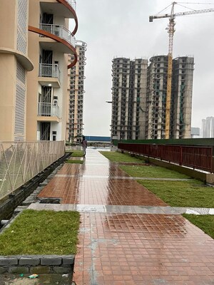 2 BHK Apartment – Exterior View View at Samridhi Luxuriya Avenue, Sector 150 - for Sale