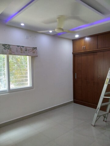 Room in 3 BHK Apartment at Green Space Prime, Puppalaguda – for Rent