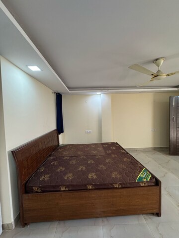 1 RK Builder Floor For Rent in Lajpat Nagar