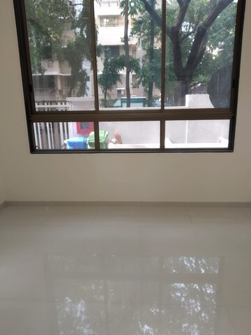 Room in 3 BHK Apartment at Milestone Mahavir Aquila, Ghatkopar East – for Rent