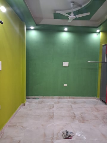 Room in 3 BHK Independent House at Dehrakhas – for Rent