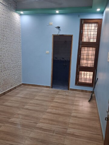 Room in 3 BHK Independent House at Dehrakhas – for Rent