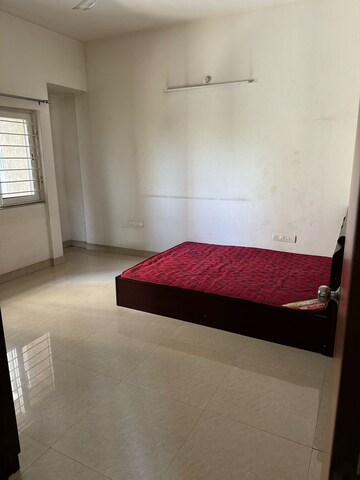 2 BHK Apartment For Rent in Amanora Sterling Towers, Hadapsar
