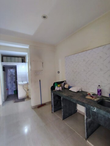 Kitchen in 3 BHK Builder Floor at BPTP Terra, Sector 37d – for Sale