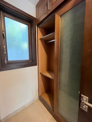 Room in 3 BHK Builder Floor at Saket – for Rent