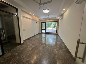 Room in 3 BHK Builder Floor at Saket – for Rent