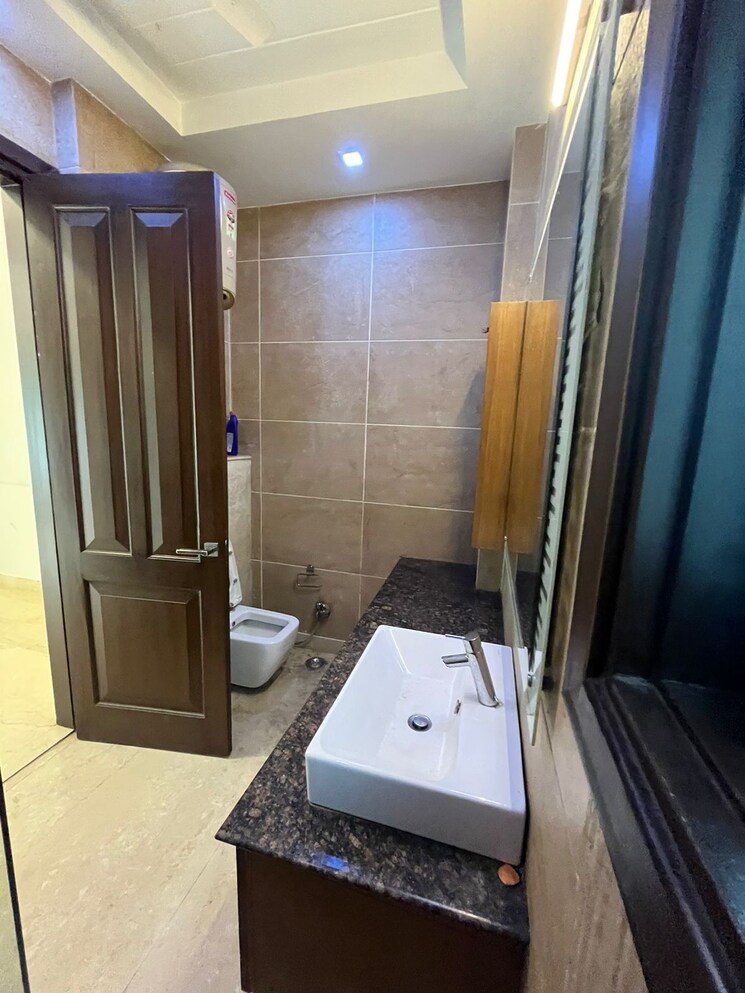 Attached Bathroom, saket 3 Bedroom 3600 Sq.Ft. Builder Floor In Saket Delhi 8506865