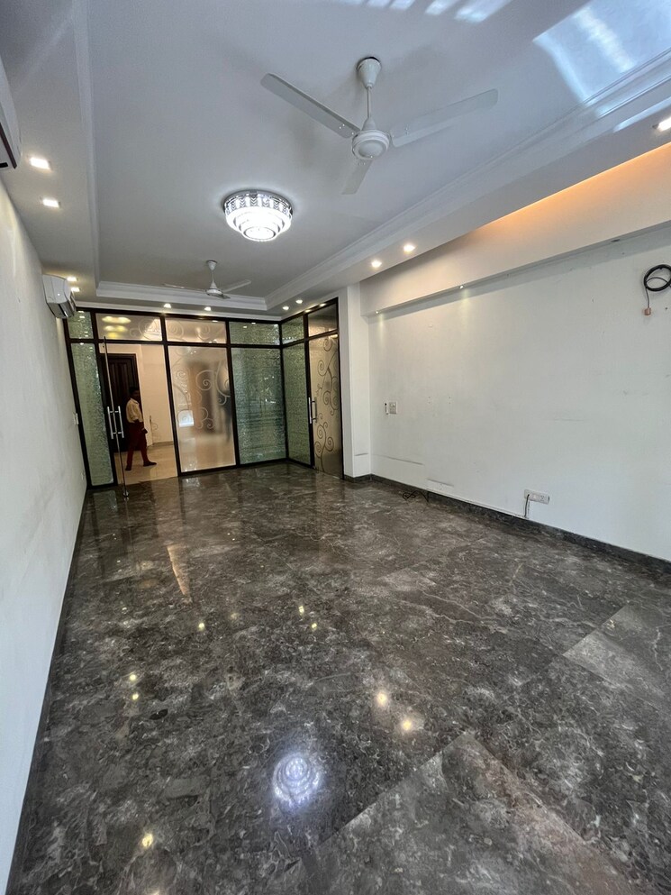 Room, saket 3 Bedroom 3600 Sq.Ft. Builder Floor In Saket Delhi 8506865