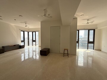 3 BHK Apartment For Rent in Indiabulls Sky Forest, Lower Parel