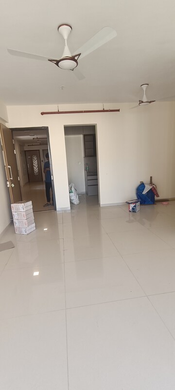  3 BHK Apartment at Godrej Nest Kandivali, Kandivali East – for Rent