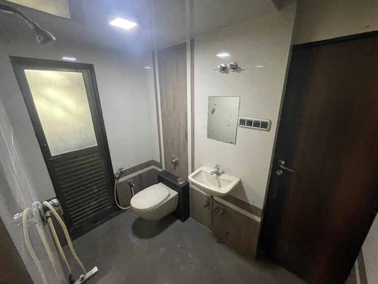 Bathroom, shivneri-chs 3 Bedroom 1400 Sq.Ft. Apartment In Ghatkopar East Mumbai 8507013