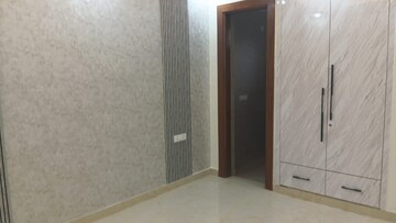 Room in 3 BHK Builder Floor at Fidato Honour Homes, Sector 89 – for Sale