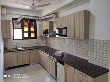 Kitchen in 3 BHK Builder Floor at Maple Heights, Sector 43 – for Rent