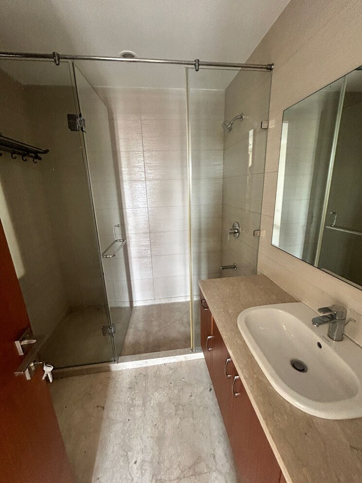 Bathroom, mira nagar 4 Bedroom 2550 Sq.Ft. Villa In Mira Nagar Mumbai 8507214