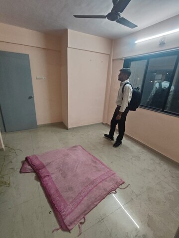 2 BHK Apartment For Rent in Adajan
