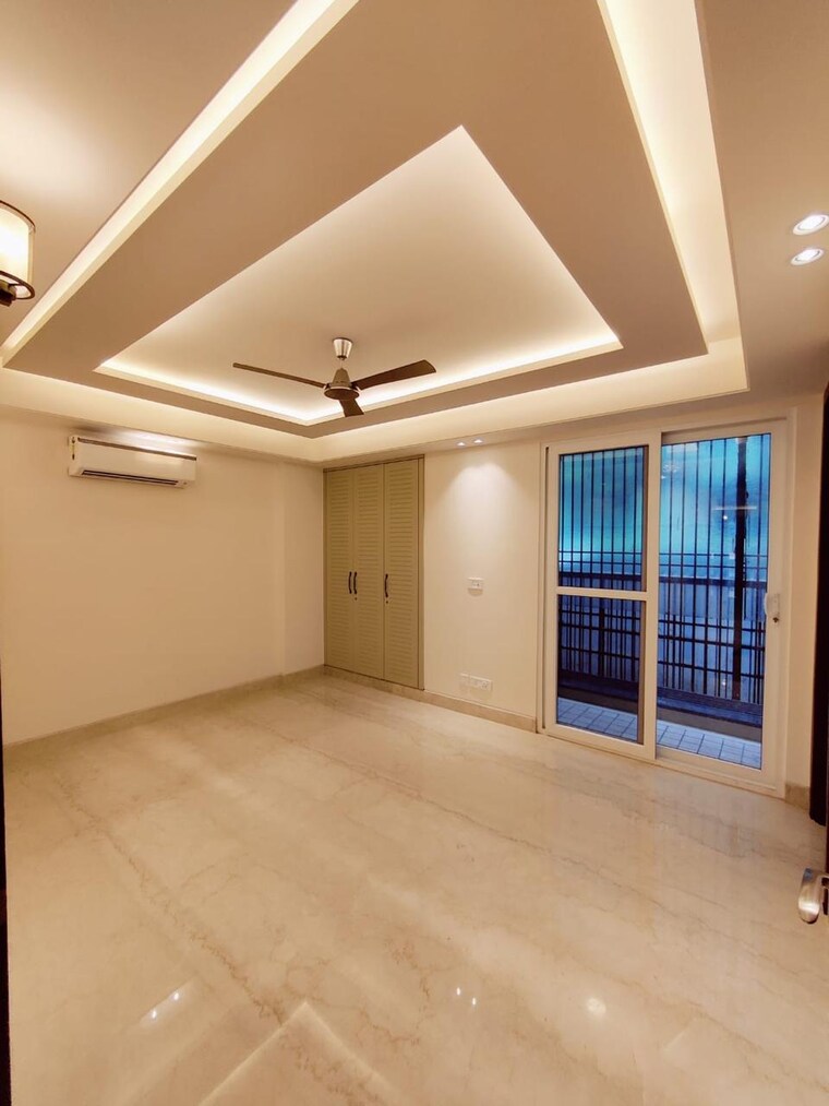Room, sarvodaya enclave 4 Bedroom 3600 Sq.Ft. Builder Floor In Sarvodaya Enclave Delhi 8507197