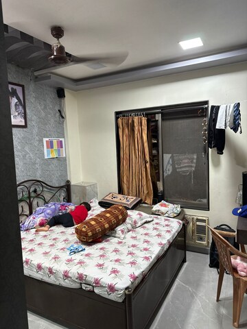 Master Bedroom in 3 BHK Apartment at Vikas CHS Ghatkopar, Ghatkopar East – for Rent