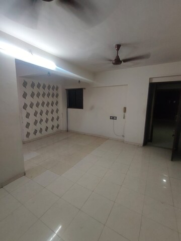 Room in 2 BHK Apartment at Palanpur Gam – for Rent
