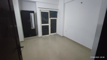 Room in 2 BHK Apartment at Aims Golf City, Sector 75 – for Rent