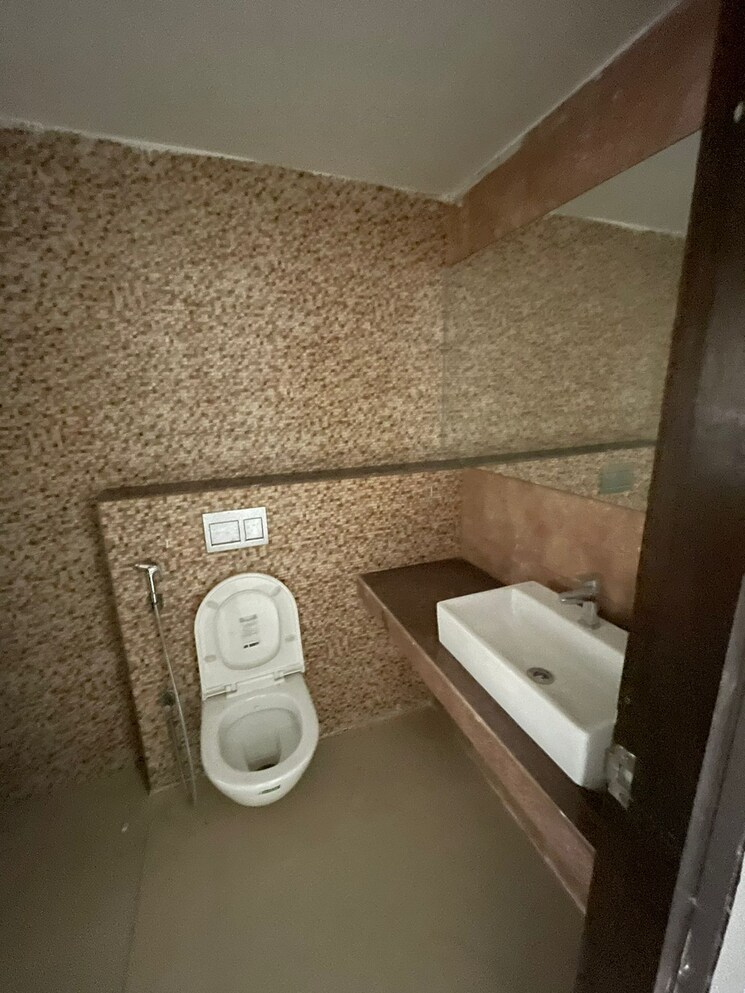 Bathroom, lodha-casa-maxima 2 Bedroom 580 Sq.Ft. Apartment In Mira Road Thane 8507737