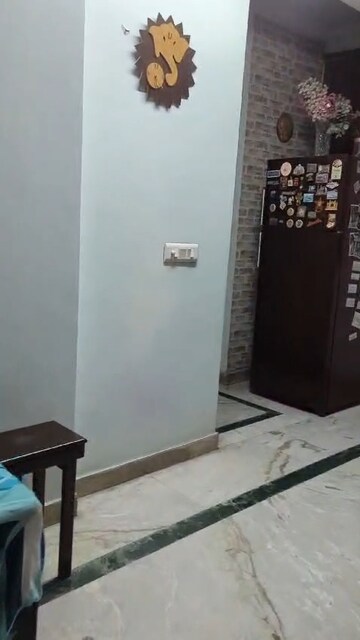 Room in 3 BHK Builder Floor at Mehrauli – for Rent