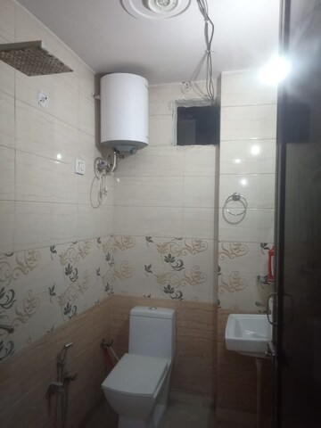 Bathroom in 1 BHK Builder Floor at Palam Colony – for Sale