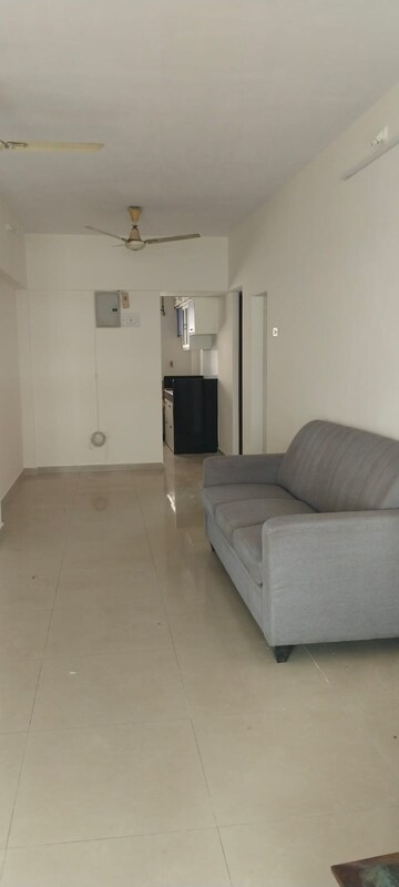 3 BHK Apartment For Rent in Acme Complex 2A, Goregaon West