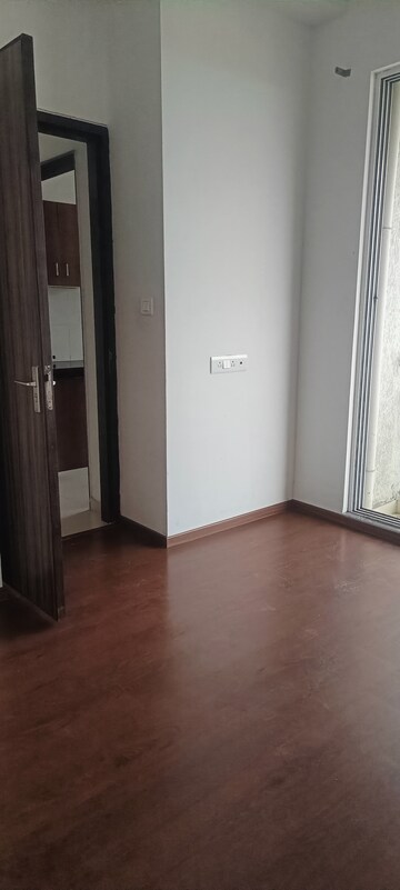 Room in 1 BHK Apartment at Bhairaav Goldcrest Residency, Ghansoli – for Rent