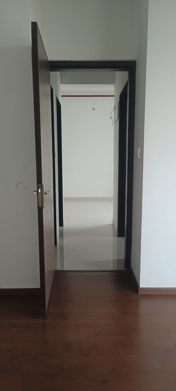 Room in 1 BHK Apartment at Bhairaav Goldcrest Residency, Ghansoli – for Rent
