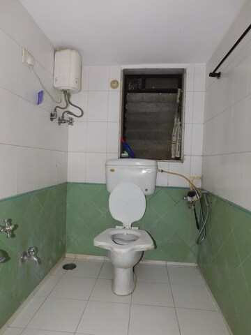  2 BHK Apartment at Gala Pride Park, Manpada – for Rent