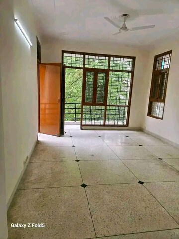3 BHK Apartment For Sale in Sector 107