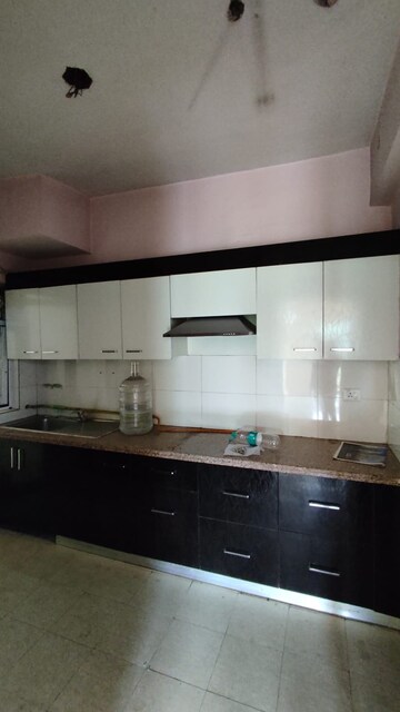 Kitchen in 3 BHK Apartment at Moti Nagar – for Rent
